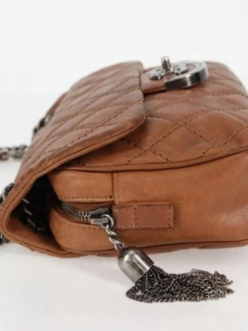 CHANEL Matelasse 25 Chain Shoulder Bag Leather Brown Silver CC Auth 134215